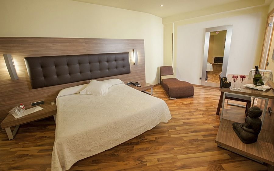 Hotel El Bruc Buitenkant foto